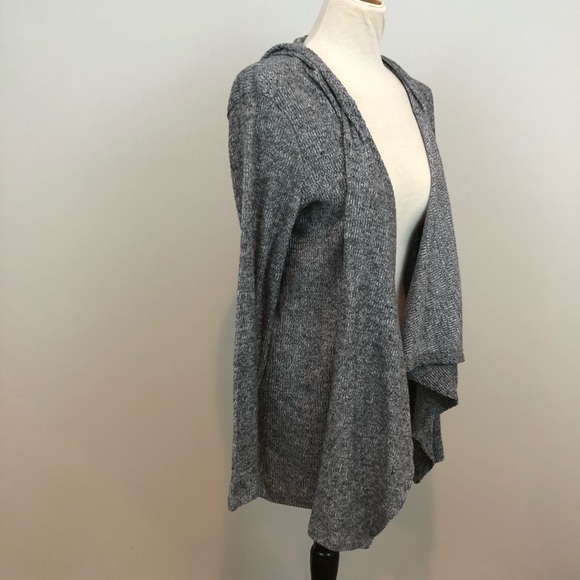 Olive & Oak Sweaters - Olive & Oak open cardigan gray large